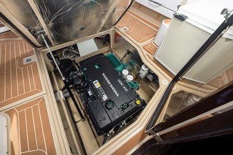 2018 RANGER TUGS 31 Sedan - photo 22