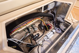 2018 RANGER TUGS 31 Sedan - photo 23