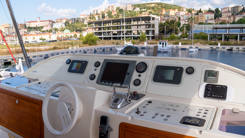 2008 CUSTOM VG Yacht 62