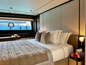 2024 FERRETTI YACHTS 860 - photo 42