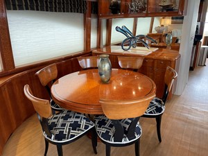 2002 CHEOY LEE Sport Motor Yacht - photo 8