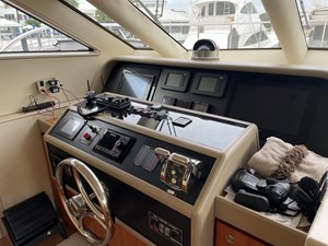2002 CHEOY LEE Sport Motor Yacht - photo 18
