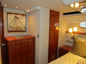 2002 CHEOY LEE Sport Motor Yacht - photo 28