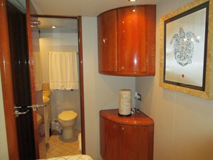 2002 CHEOY LEE Sport Motor Yacht - photo 37