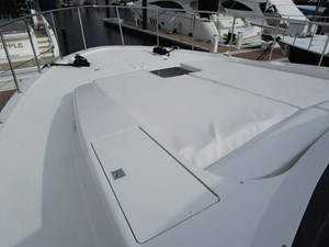 2002 CHEOY LEE Sport Motor Yacht - photo 42