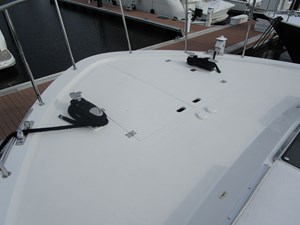 2002 CHEOY LEE Sport Motor Yacht - photo 43