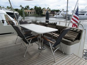 2002 CHEOY LEE Sport Motor Yacht - photo 47