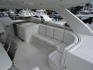 2002 CHEOY LEE Sport Motor Yacht - photo 53