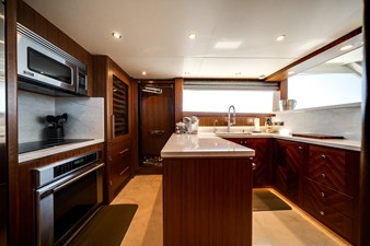 2018 OCEAN ALEXANDER 100 MY - photo 81