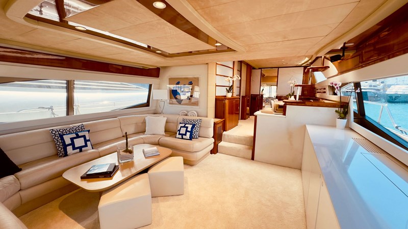 2002 FERRETTI 760