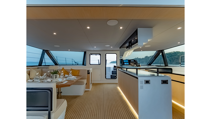 2025 ADVENTURE YACHTS AY 60