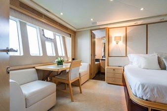 2009 PRINCESS YACHTS Princess 95 - photo 13
