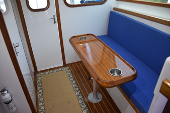 1962 BERTRAM 31 Express Cruiser - photo 9