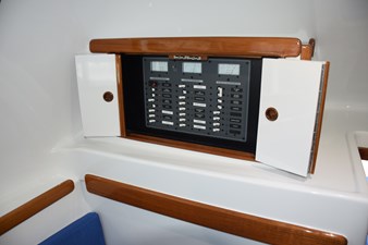 1962 BERTRAM 31 Express Cruiser - photo 11