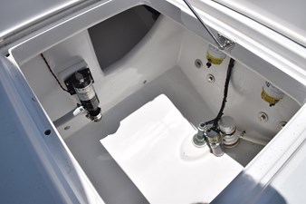 1962 BERTRAM 31 Express Cruiser - photo 40