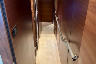 2017 PRINCESS YACHTS Princess 82MY - photo 14