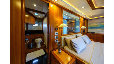 2006 FERRETTI YACHTS 881 - photo 7