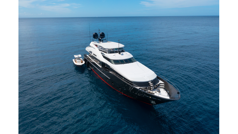 2005 PALMER JOHNSON Raised Pilothouse
