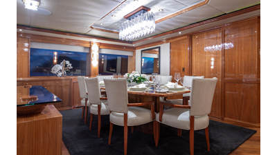 2005 PALMER JOHNSON Raised Pilothouse - photo 14