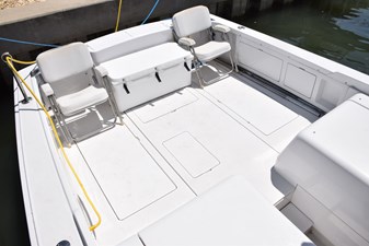 1976 BERTRAM Flybridge Cruiser - photo 6