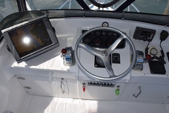 1976 BERTRAM Flybridge Cruiser - photo 13