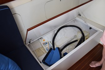 1976 BERTRAM Flybridge Cruiser - photo 32