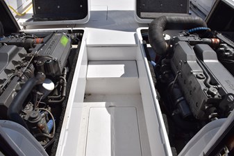 1976 BERTRAM Flybridge Cruiser - photo 53