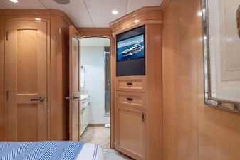 1998 TRINITY YACHTS 144 Sport Fisherman - photo 41