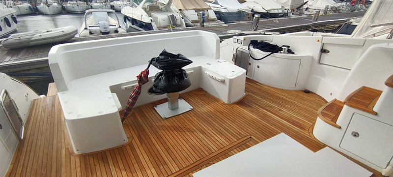 2015 AZIMUT YACHTS 64 Flybridge
