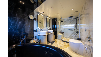 2023 NUMARINE 37XP - photo 50