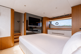 2025 FERRETTI 670 - photo 16