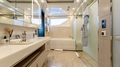 2023 BERING YACHTS Bering 145 - photo 11