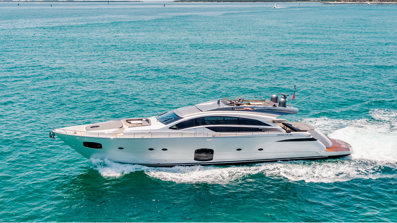 2017 PERSHING 82 VHP