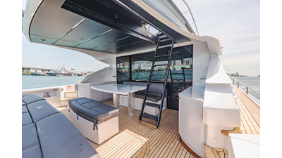 2017 PERSHING 82 VHP - photo 6