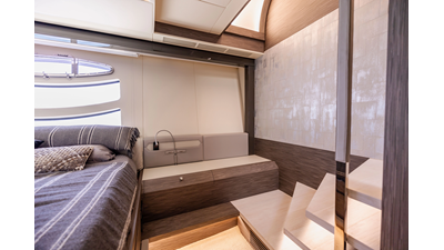 2017 PERSHING 82 VHP - photo 29