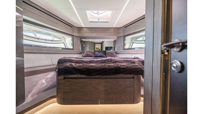 2017 PERSHING 82 VHP - photo 33