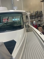 2023 TIARA YACHTS 48 LS - photo 4