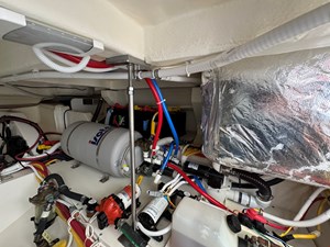 2023 TIARA YACHTS 48 LS - photo 16