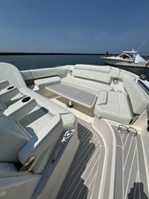 2023 TIARA YACHTS 48 LS - photo 26