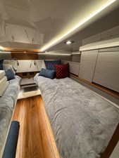 2023 TIARA YACHTS 48 LS - photo 31