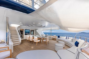 2000 BENETTI YACHTS Golden bay series - photo 8