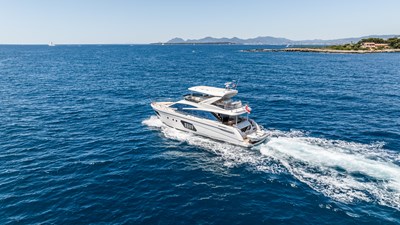 2019 ABSOLUTE 64 Fly - photo 21
