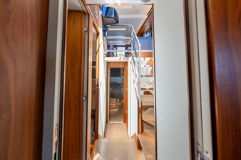 2019 ABSOLUTE 64 Fly - photo 24