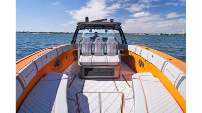2020 MIDNIGHT EXPRESS POWERBOATS 43 Open - photo 2