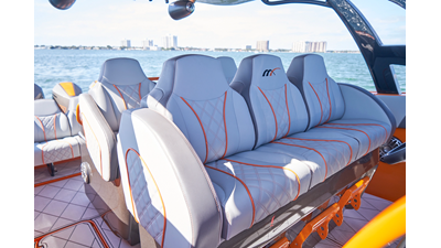 2020 MIDNIGHT EXPRESS POWERBOATS 43 Open - photo 6