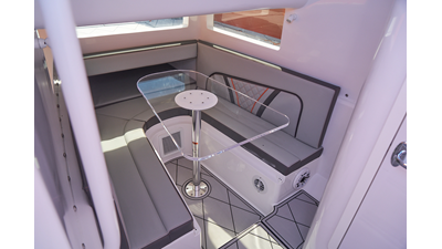 2020 MIDNIGHT EXPRESS POWERBOATS 43 Open - photo 9