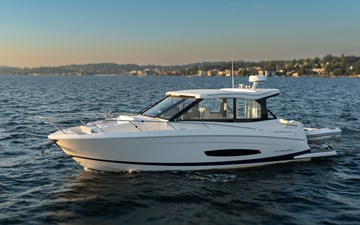 2024 REGAL 36 Grand Coupe - photo 1