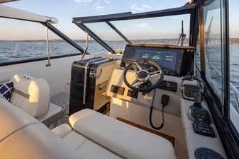 2024 REGAL 36 Grand Coupe - photo 13