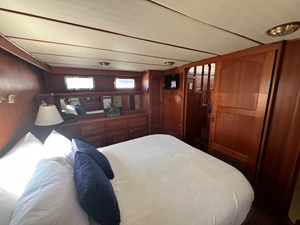 2007 HERITAGE EAST 36 Sundeck Trawler - photo 5