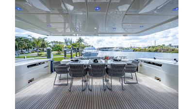 2006 FERRETTI YACHTS 830 - photo 13